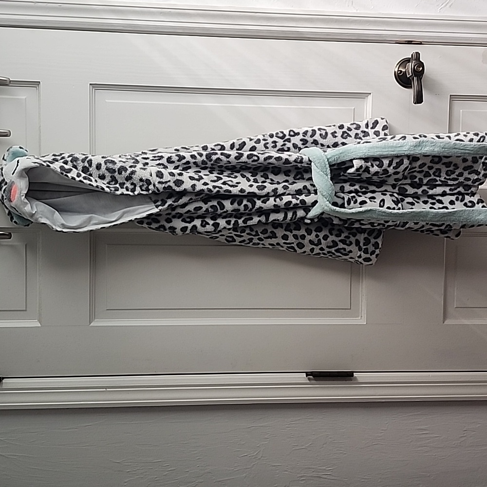 Kids Cat & Jack Leopard Robe